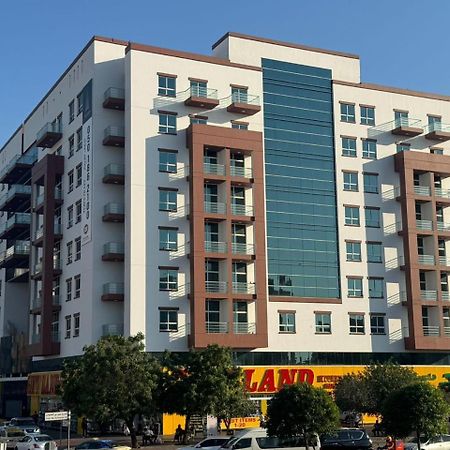 Backpackers Heaven ! 18 Beds In A 2 Bedroom Apartment In Front Of Union Metro Station Diera Dubai Esterno foto